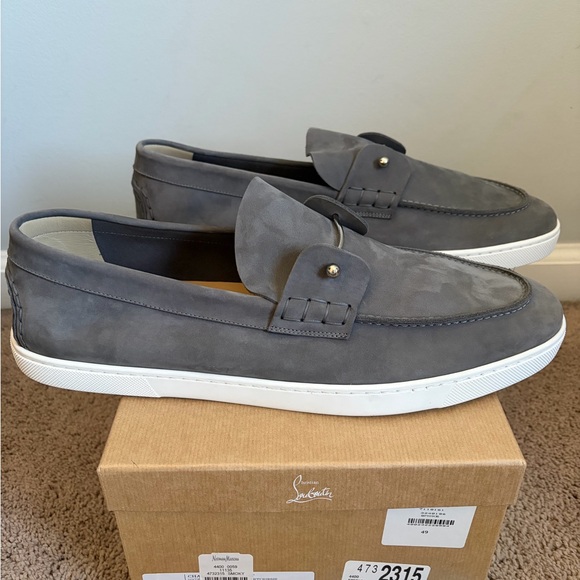 Christian Louboutin Men's Gray Loafers with Red Soles - Picture 4 of 5